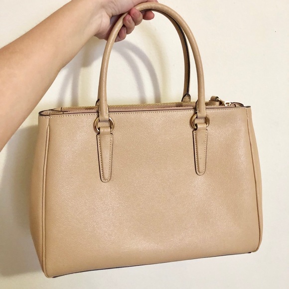 ❌❌SOLD❌❌COACH Large Surrey Carryall Bag - Picture 2 of 7